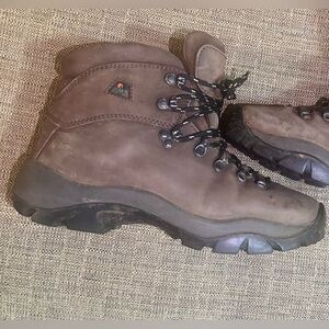 Women’s Brown Hiking Boots